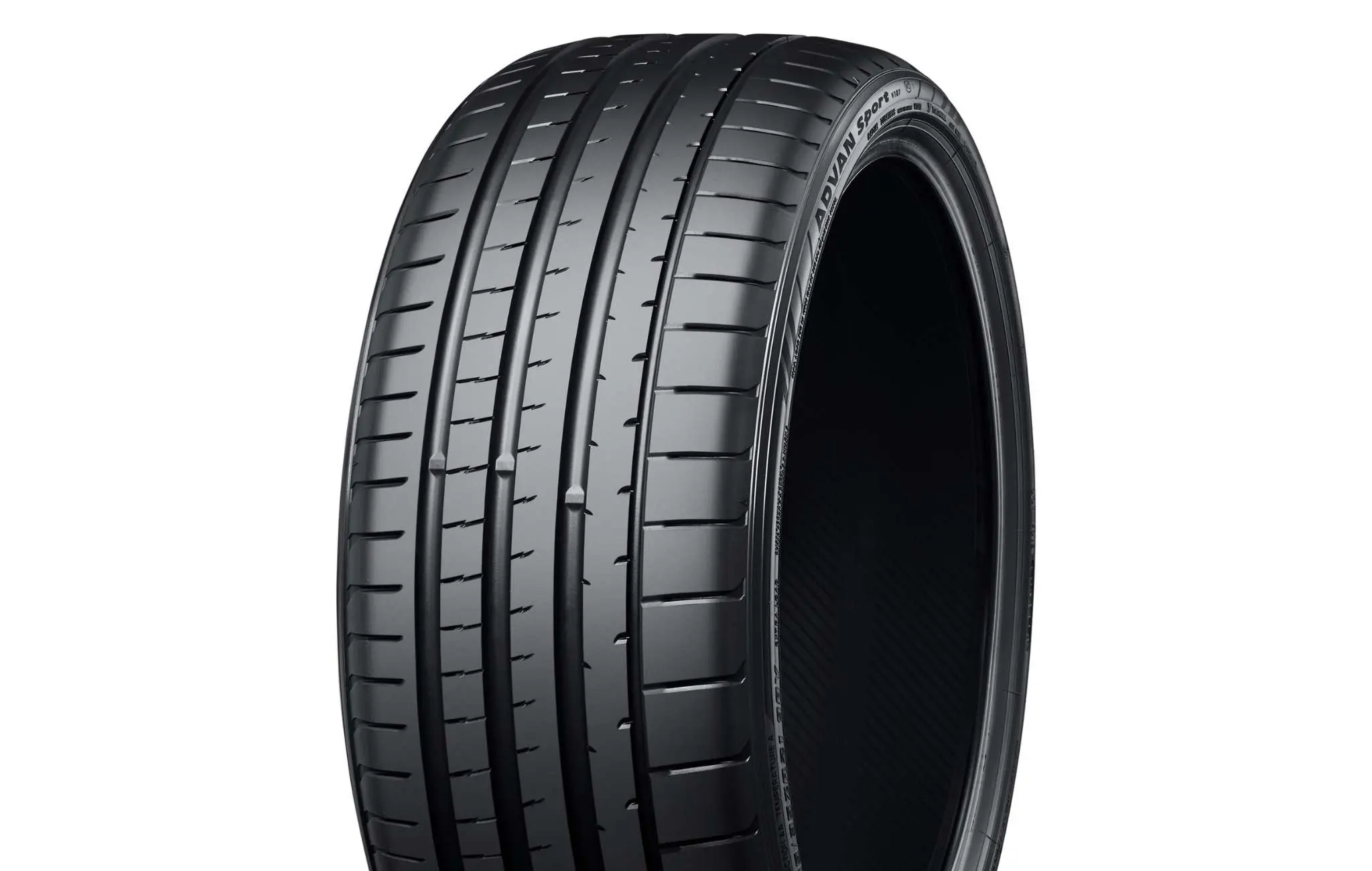 Opona ADVAN Sport V107 to flagowy model z segmentu ultra-high performance