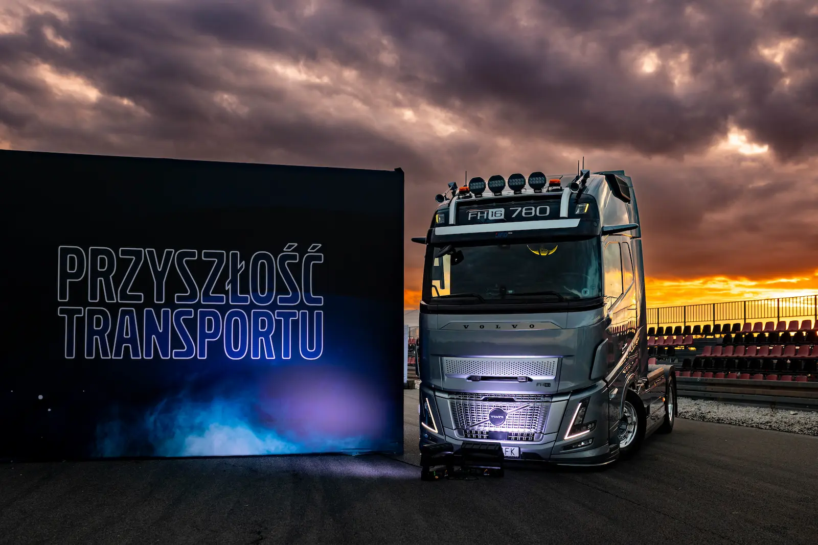 7. edycja Targów Rozwiązań Transportowych 4Poland - rekordowa frekwencja, premiera Trendbooka  i rozmowa o przyszłości