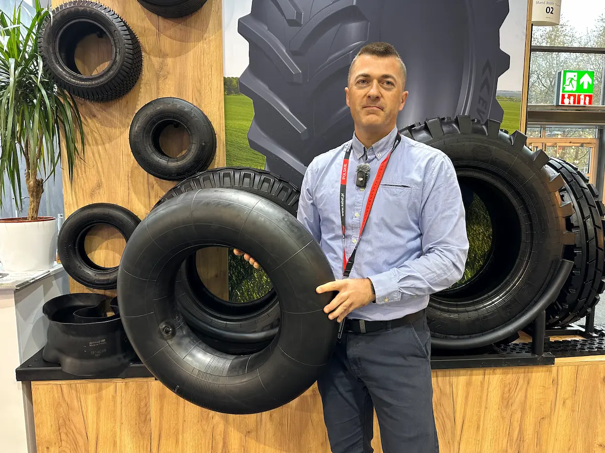Adam Dziuba, KABAT TYRE