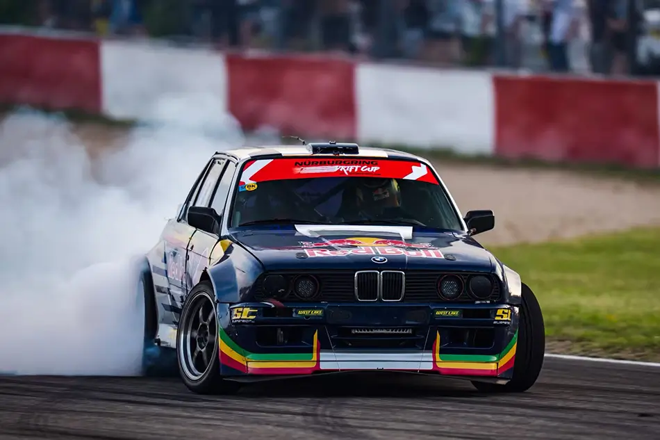 Nowe partnerstwo zadebiutowało podczas tegorocznego ADAC RAVENOL 24h Nürburgring. Fot.  ZC Rubber