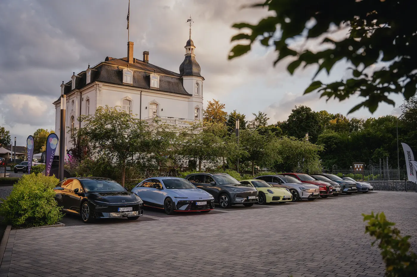 Bridgestone wspiera plebiscyt „German Car of the Year”. ©Jules / GCOTY