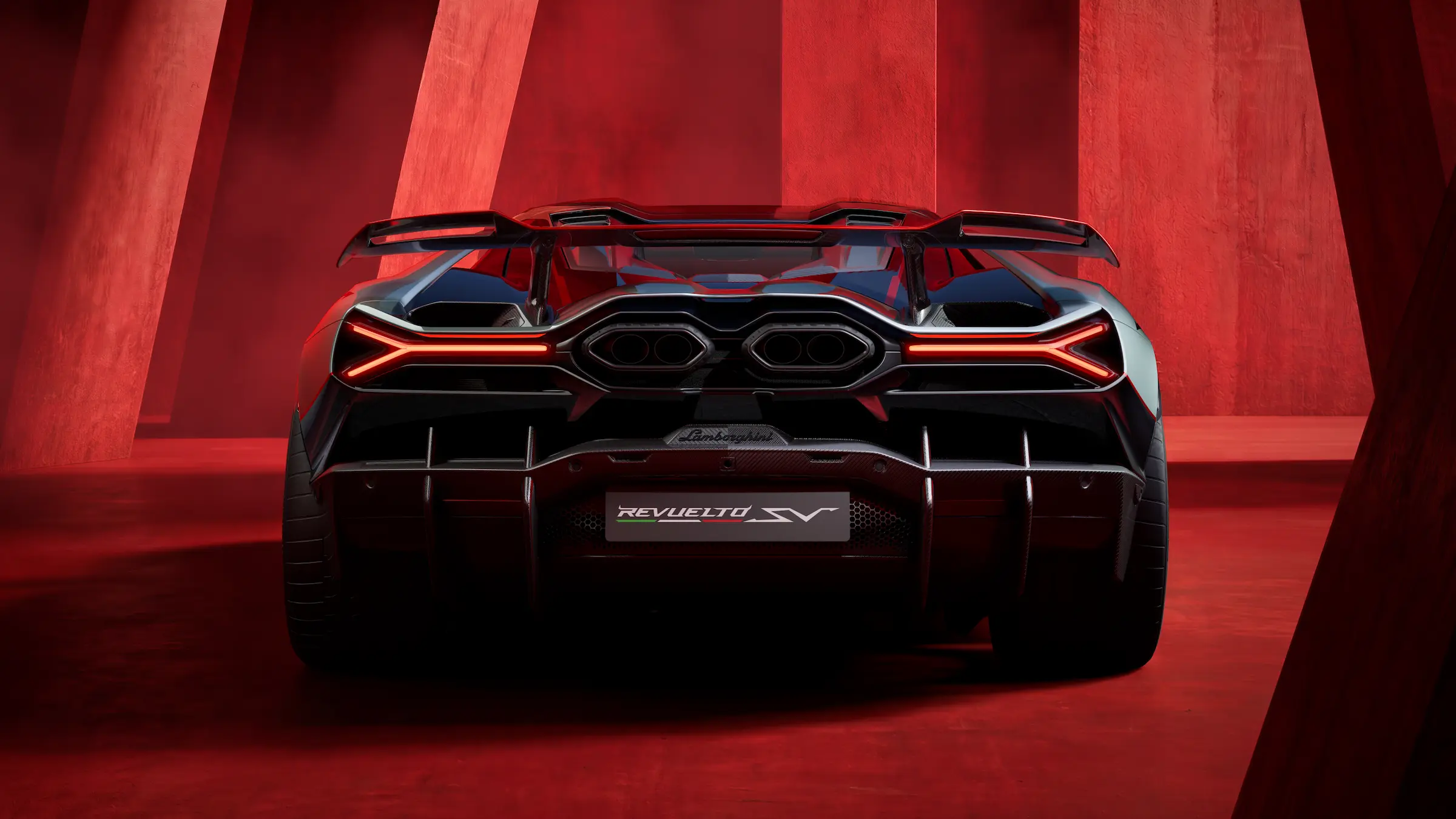 Bridgestone Potenza Race R została opracowana specjalnie dla Lamborghini Revuelto SV