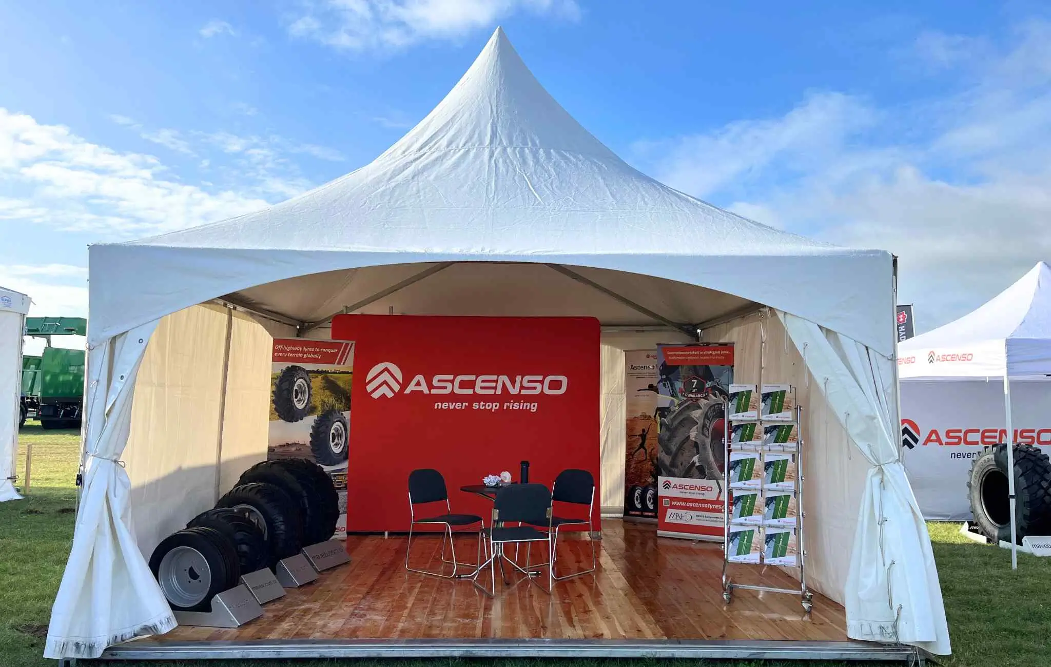 Ascenso podczas targów Agro Show w Bednarach