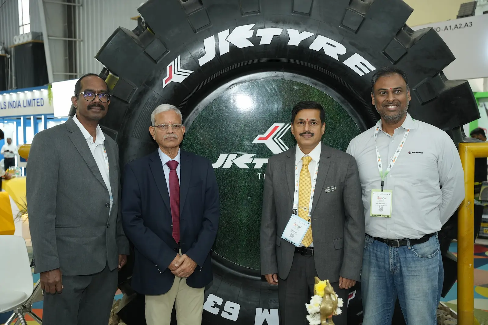 JK Tyre oferuje szeroką gamę produktów OTR