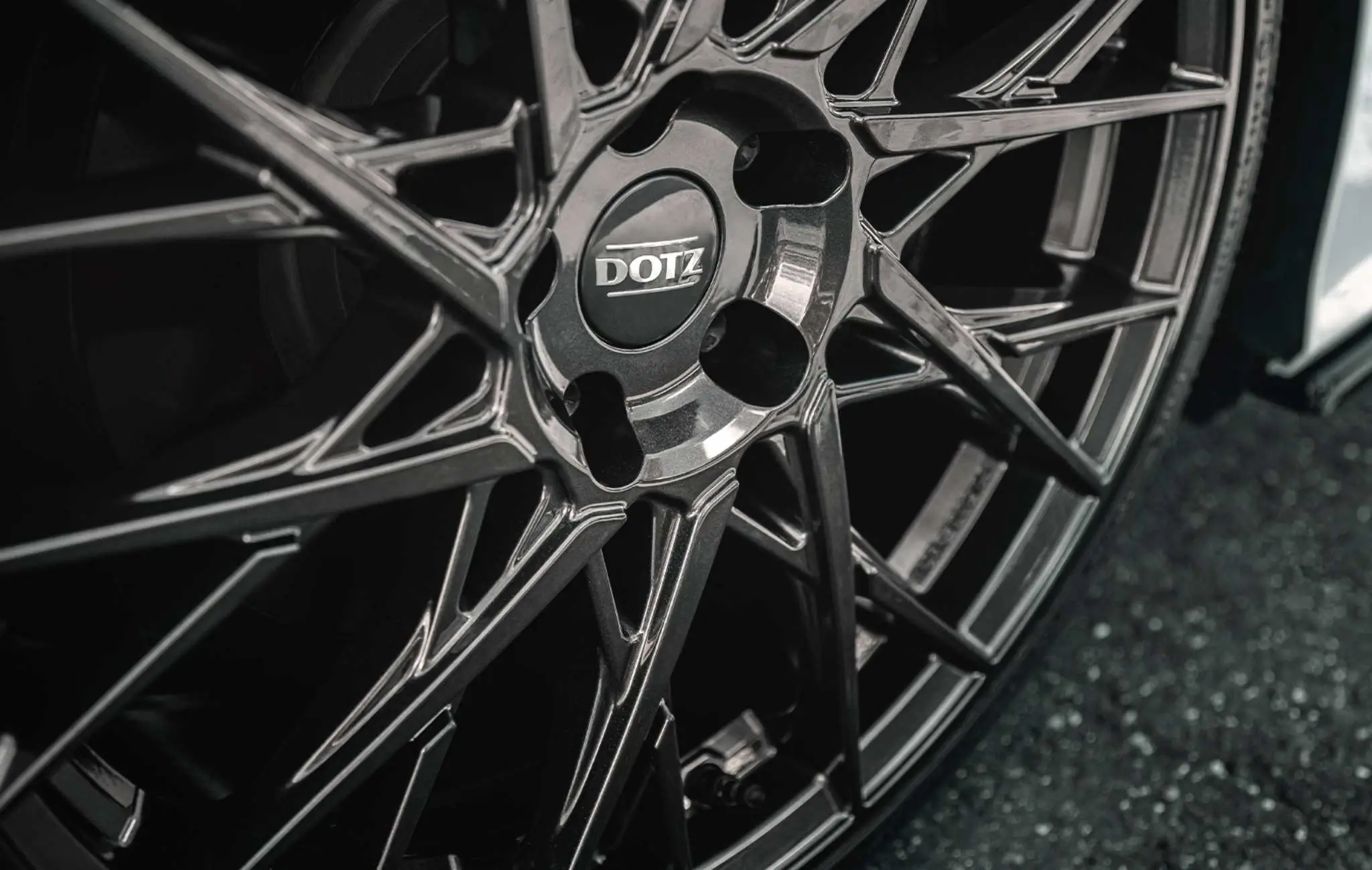 DOTZ Fuji grey 