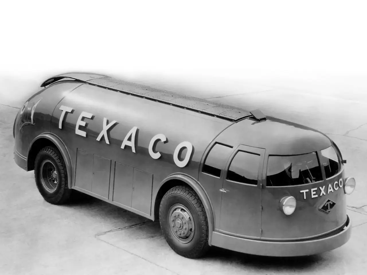 Przepiękny i unikalny sposób na transport paliw Texaco – Doodlebug. Fot. wheelsage.org