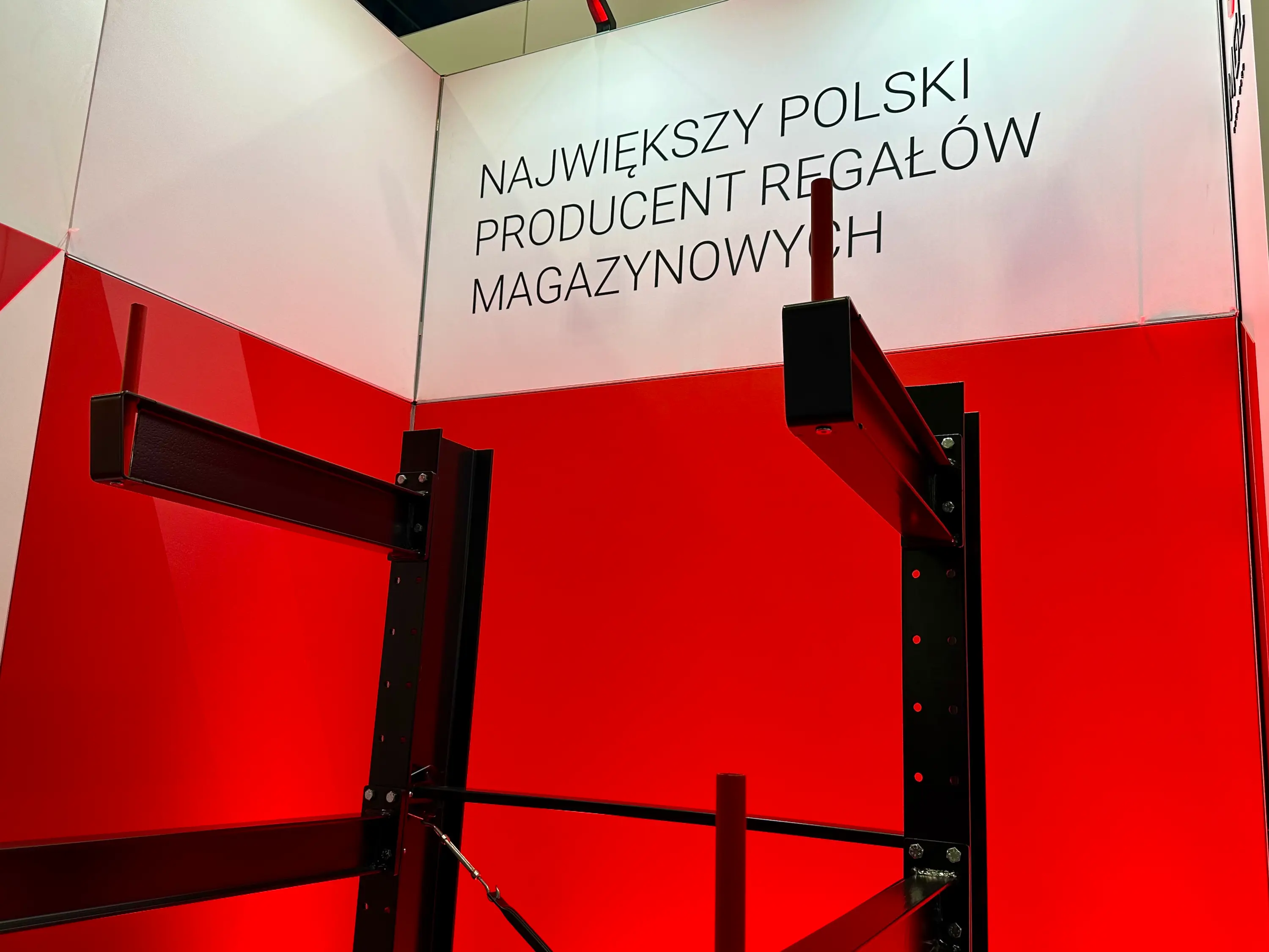 Fabryka regałów magazynowych została uruchomiona w 2007 roku